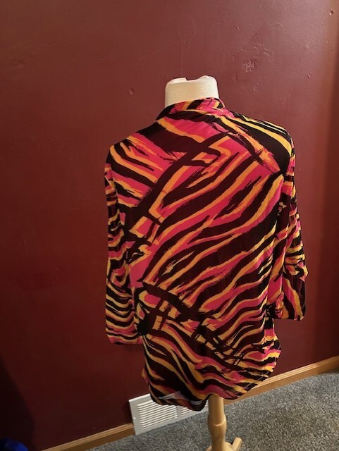 Iman Reversible Print/Solid Open Front Topper Sz M - image 2