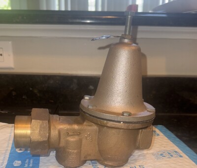 Watts 1-1/4 LowPressure  Regulator Valve, Type 5 135- M3 Max Supply 200 PSI