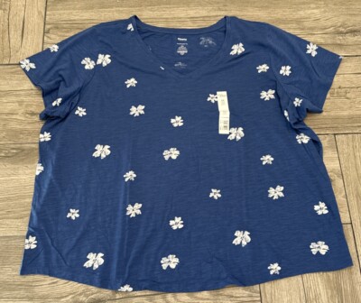Blue with white Flowers Sonoma Plus Size The Everyday Tee Short Sleeve V Neck