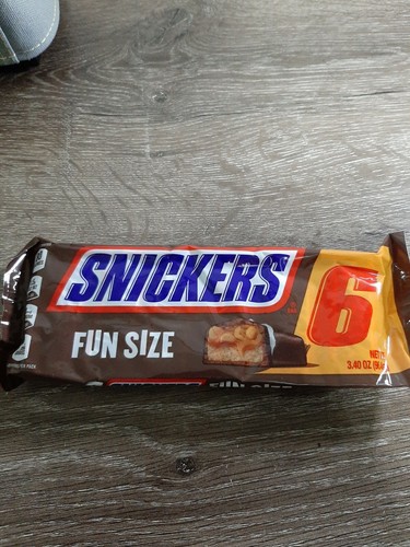 2 Packs of Snickers. 6 Fun Size Candy Bars. 3.40oz packs. - 第 2/7 張圖片