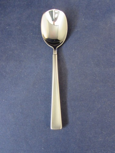 Oneida Stainless Flatware - SATIN SAXON Sugar Spoon - USA Made - 第 1/1 張圖片