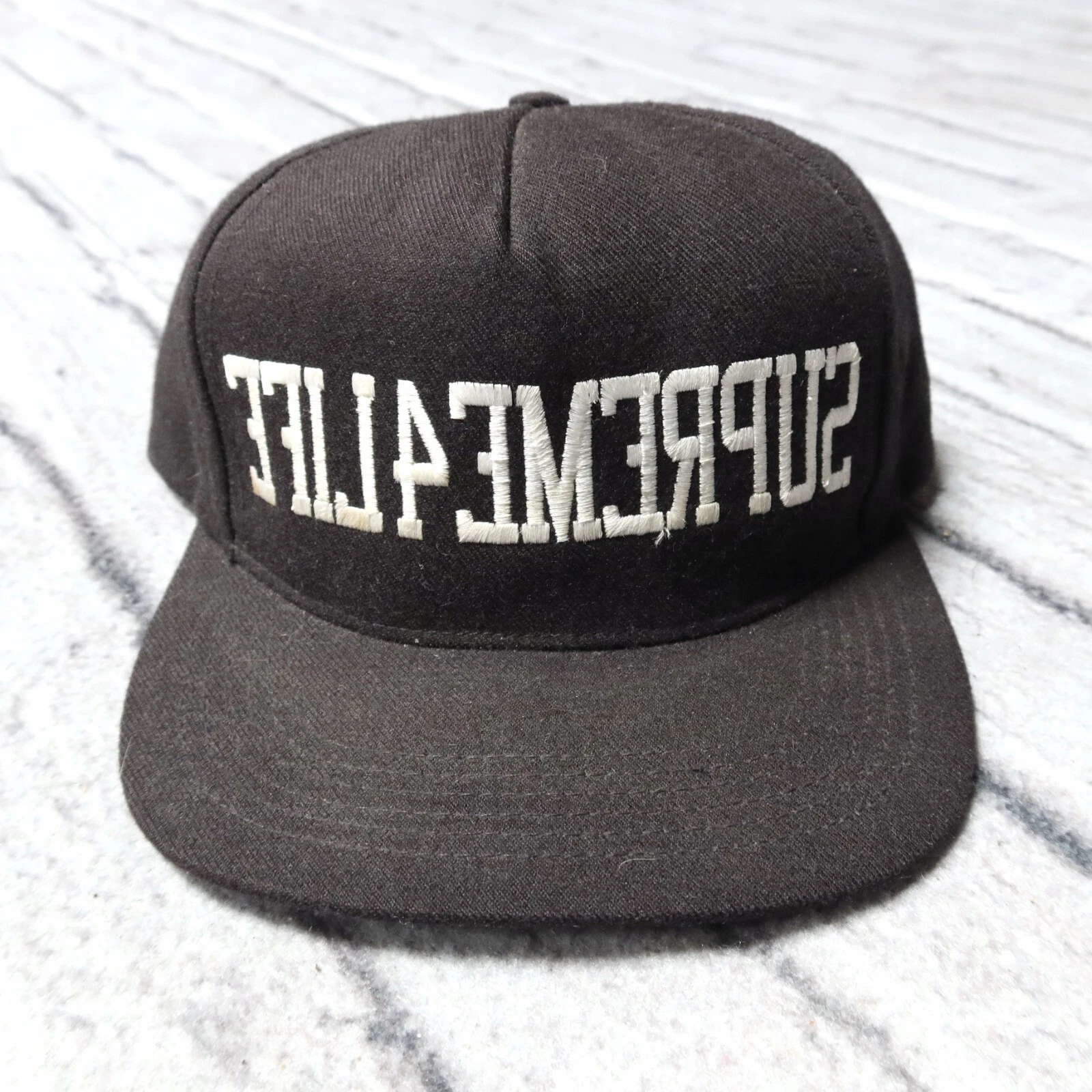 Casquette Vintage Supreme 4 Life Snapback noire