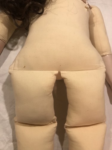 Beautiful Vintage Vera Scholz 30” Doll - Picture 3 of 15