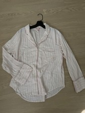 Victoria's Secret Women's Long Sleeve Pajama Shirt Size M Pink Stripes Button Up