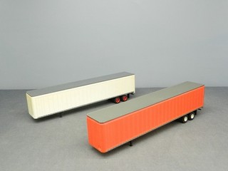HO 1/87 One Pair (2) 50' TRUCK TRAILERS UNLETTERED