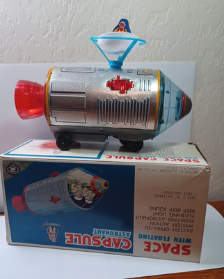 60's Battery-Operated Space Capsule Floating Astronaut + Box Works