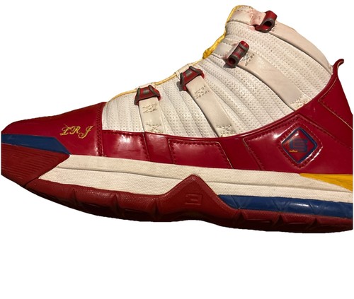 Nike LeBron James Superbron Size 6.5 (used)