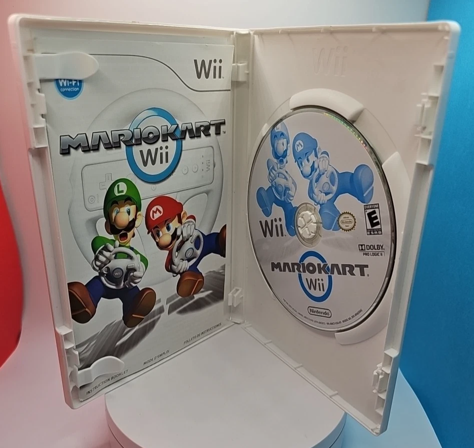 Mario Kart Wii (Nintendo, 2008) Complete In Box CIB With Manual & Insert - Image 3 of 4