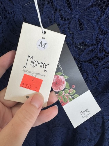 NWT Women’s Missmay Blue Lace Dress Size M - 第 4/9 張圖片