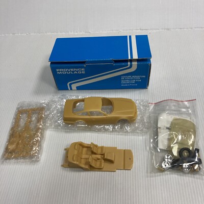 2 KITS en résine montés de l'ASTON MARTIN VIRAGE Provence Moulage