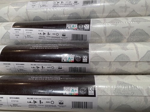 11YD LIZZO Spain for KRAVET Batik 07 Light Grey Silver Mod Wallpaper $348 Retail - Picture 3 of 19