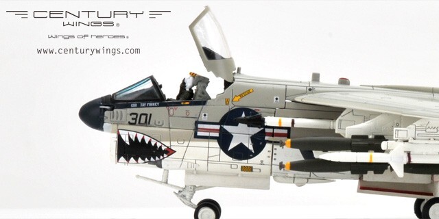 Century Wings 1/72 CW 782945 A-7E Corsair II USN VA-93 Ravens, USS