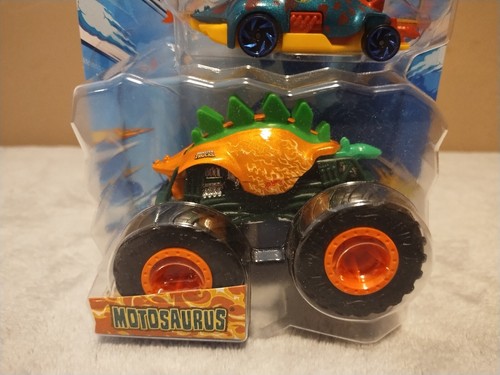 Hot Wheels Monster Trucks MOTOSAURUS, Includes Hot Wheels Car - Picture 4 of 11