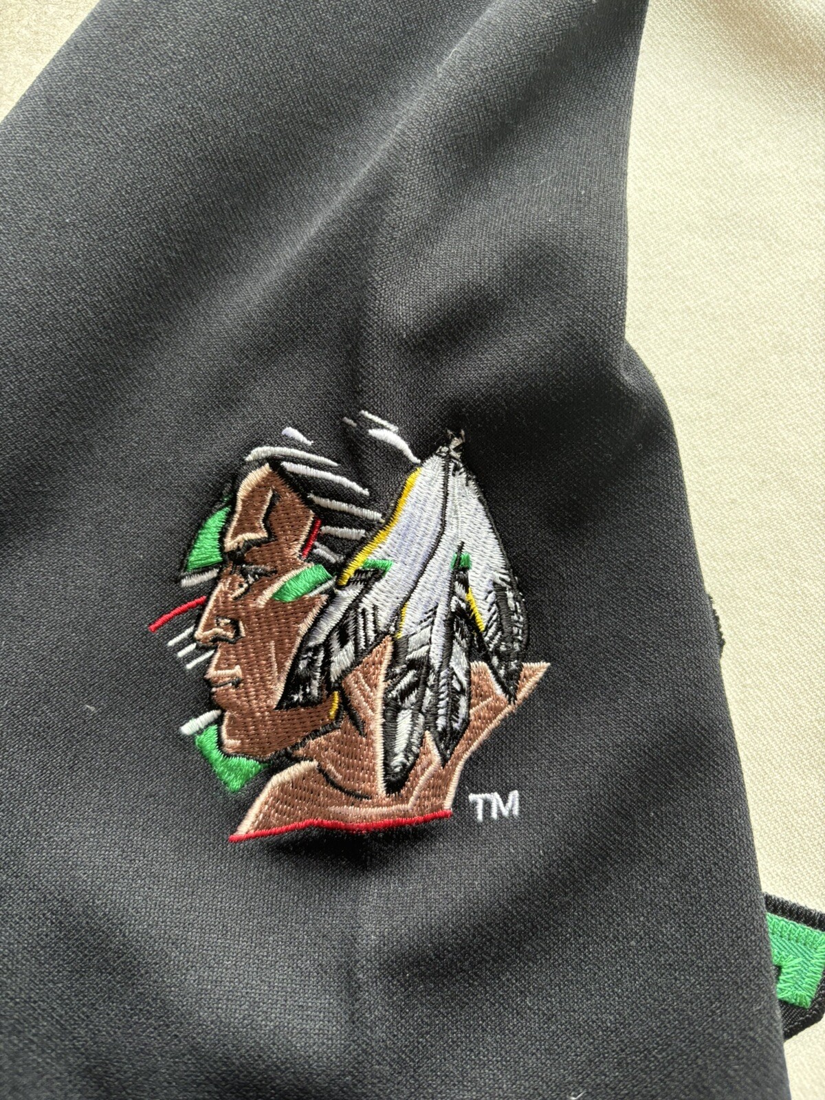 Picture 2 of 6