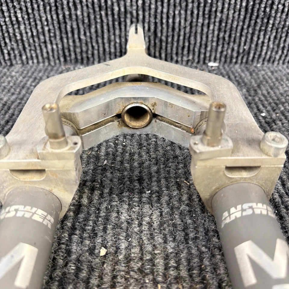 Vintage Answer Manitou One 26” Suspension Fork 1-inch Threaded Easton E9 - Image 2 of 4