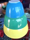 Vintage PYREX Set of 3 Primary Colors Nesting Mixing Bowls Blue, Yellow, Green