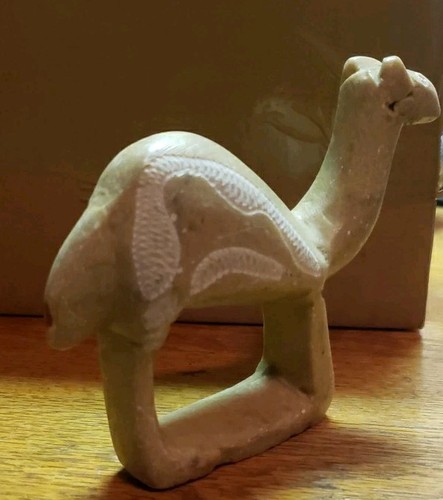 Vintage Stone 5.5" X 4.5" X 1.5" Camel Figure Hand Carved Art Sculpture ISRAEL - Picture 7 of 20