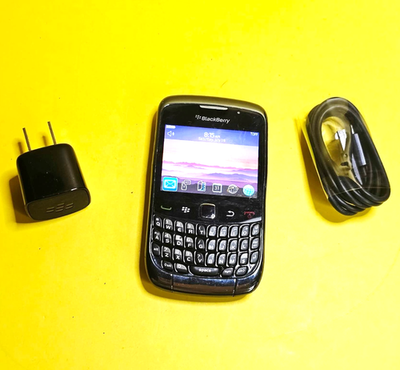 BlackBerry Curve 9300 - 256 MB - Black (Unlocked) (CA) for sale