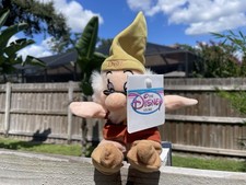 Disney Doc Seven Dwarfs Mini Bean Bag Toy Disney Store Exclusive
