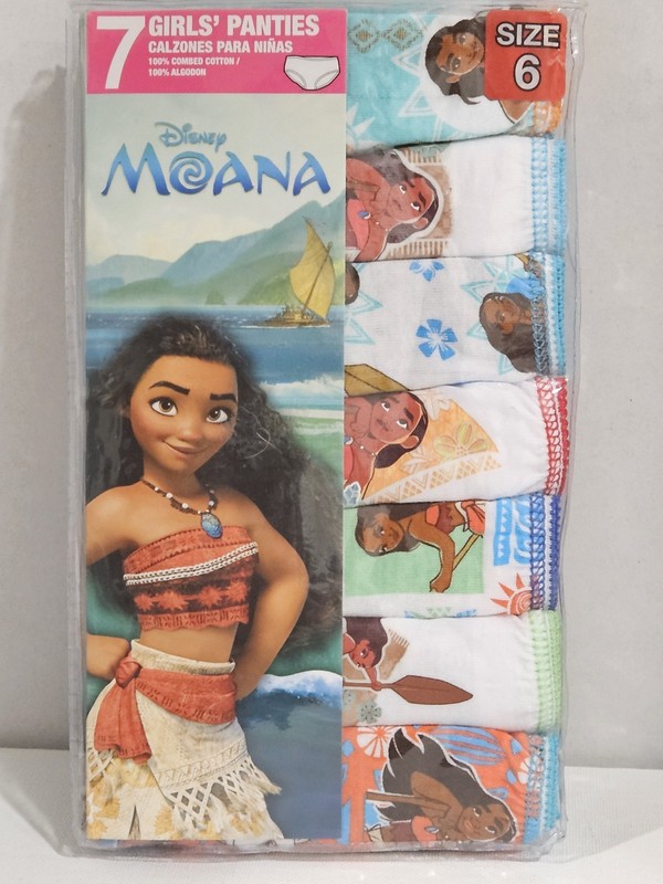 Disney ~ Moana ~ Pack of 7 Girls Panties ~ Size 6 ~ Handcraft ~ New in Package