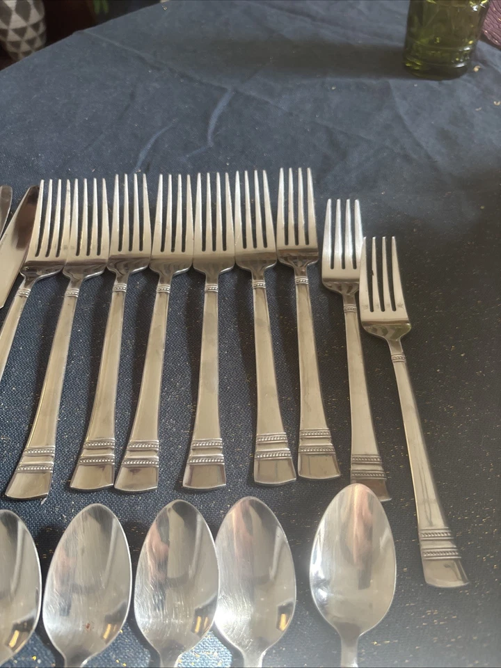 19 шт. вилки ложки ножи столовые приборы из нержавеющей стали Pfaltzgraff Kensington сапфир - Изображение 4 из 4