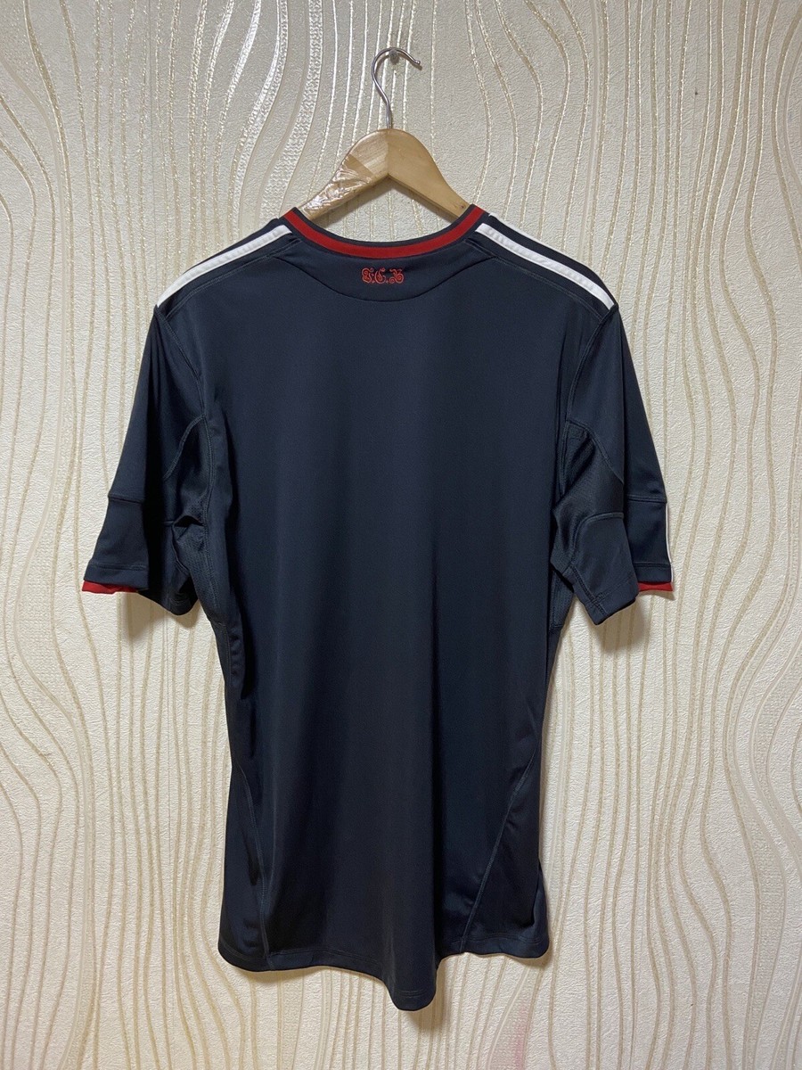 BAYERN MUNICH 2010 2011 THIRD FOOTBALL SHIRT SOCCER JERSEY