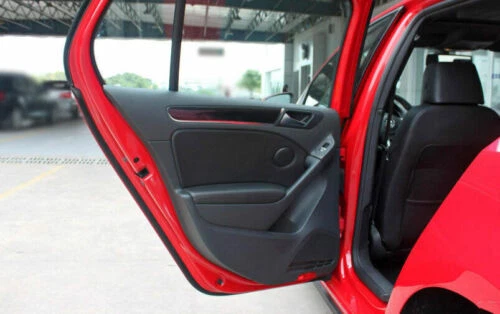 Cubierta de reposabrazos interior de fibra de carbono para Volkswagen Golf MK6 2010-2013 Foto 3 de 4