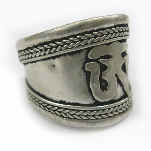 Big Vintage Adjustable Tibetan Delicately Carved Mantra OM Weaving Amulet Ring - Picture 1 of 1