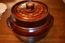 MARCREST BEAN POT With Lid Brown DAISY DOT USA ovenproof stoneware vintage