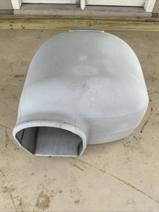 Outback Plastic Dog House