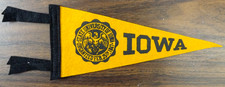 VINTAGE 1950s UNIVERSITY OF IOWA PENNANT 9