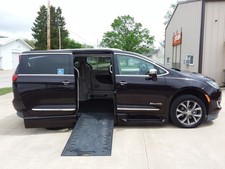 2018 Chrysler Pacifica Transfer Seats (Driver and Passenger) BraunAbility Van