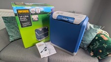 Halfords 14L Electric Coolbox – 12V Car Powered – Inc 240v Mains Adaptor 