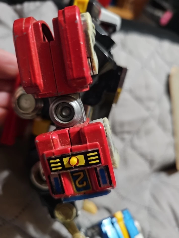 Voltron Lionbot Golion Y&K TOEI Die-Cast Popy 1981 Incomplete Vintage  - Image 4 of 4