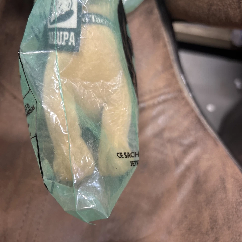 Vintage Taco Bell Talking Chihuahua Dog  Chalupa Plush Dog Sealed in Pkg Works - Image 4 of 4