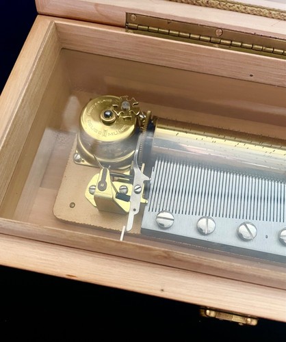 Reuge CH3/72 Music Box. Piano Concerto No. 2 by Rachmaninoff. SEE VIDEO - Picture 3 of 6