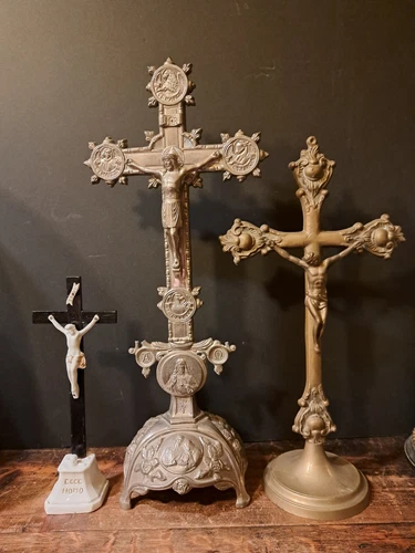 Lot 3 Mixed Antique Wood Metal Porcelain  Standing Cross Crucifix Jesus Corpus