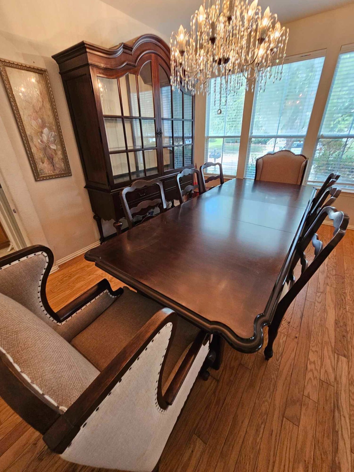 Furniture Used dining room table and chairs. Good condition. High