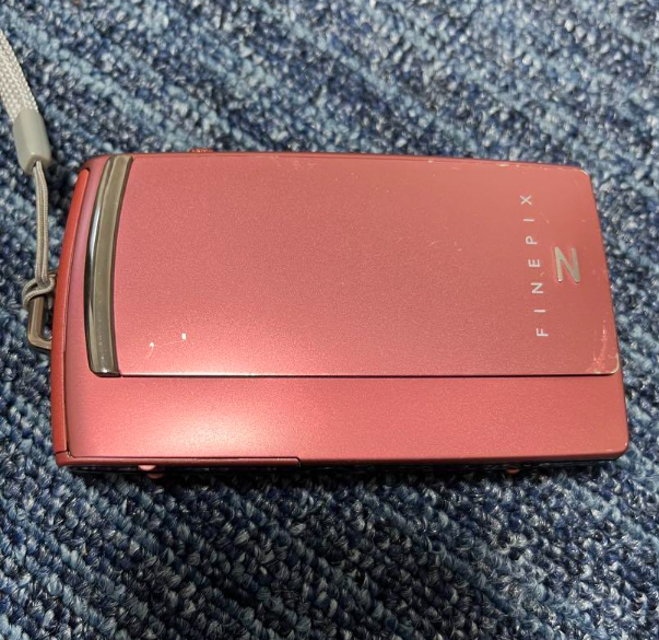 Fujifilm FinePix Z1100EXR 16MP Pink Compact Digital Camera Japan Import-image