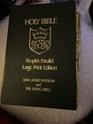 HOLY BIBLE: PEOPLE'S PARALLEL LARGE PRINT EDITION (KING By Tyndale House