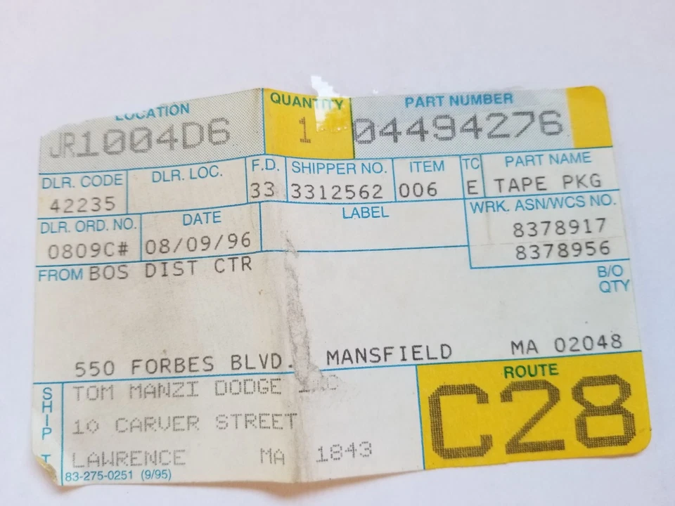 Kits de rayas combinadas OEM Mopar 4494276 y 4484142 1988-91 caravana y Grand Foto 3 de 4