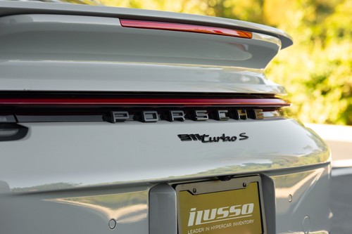 2022 Porsche 911 Turbo S - Picture 18 of 40