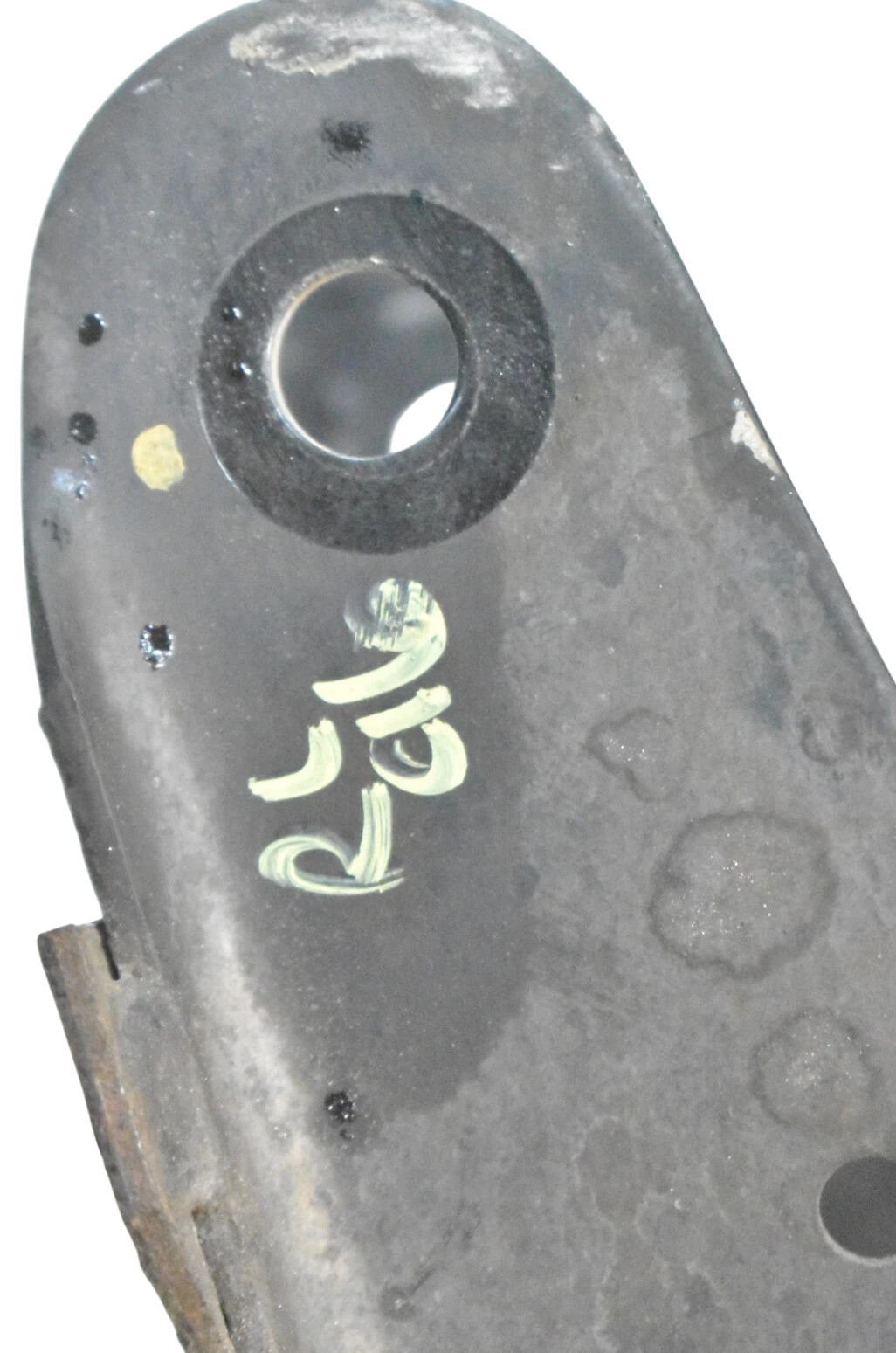 14-18 Maserati Quattroporte Rear Left Side Lower Control Arm Spring Perch OEM