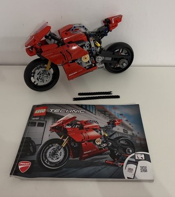 LEGO Technic 42107 Ducati Panigale V4R Motorrad Technik