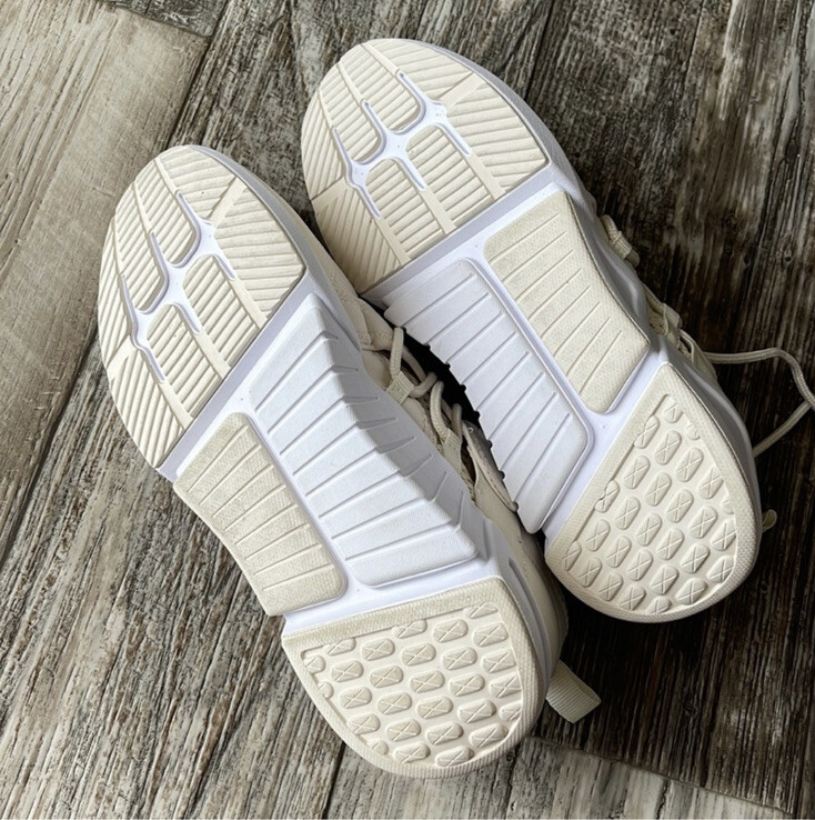 Fabletics Brookside Performance Sneaker, 9 - image 12