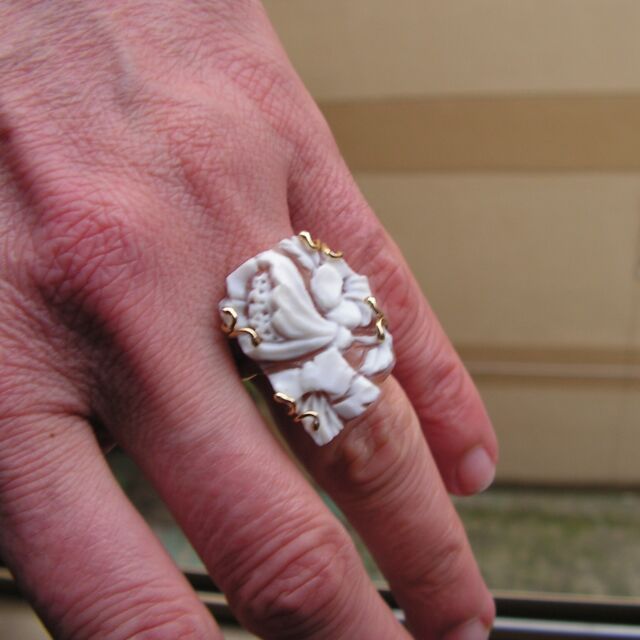 Vintage Silver 925 Yellow Gold Cameo Ring Size 7 5 flowers adjustable Vintage Silver 925 Yellow Gold Cameo Ring Size 7 5 flowers adjustable