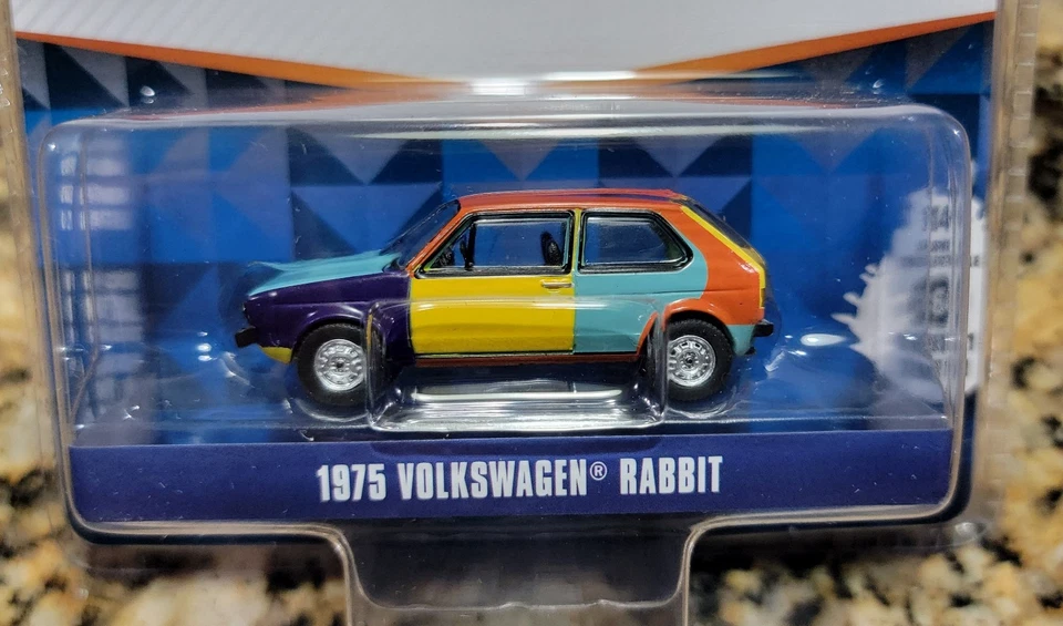 GREENLIGHT 1:64 1975 年大众兔子 Harlequin Tribute VDUB 系列 21 - 36120E — 第 3/4 张图片