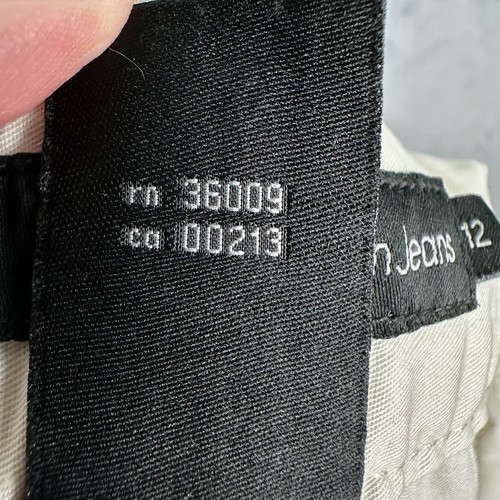 Bermudas cortas de bolsillo con parche Calvin Klein para mujer talla 12 pizarra puños carga caminar - Imagen 11 de 13