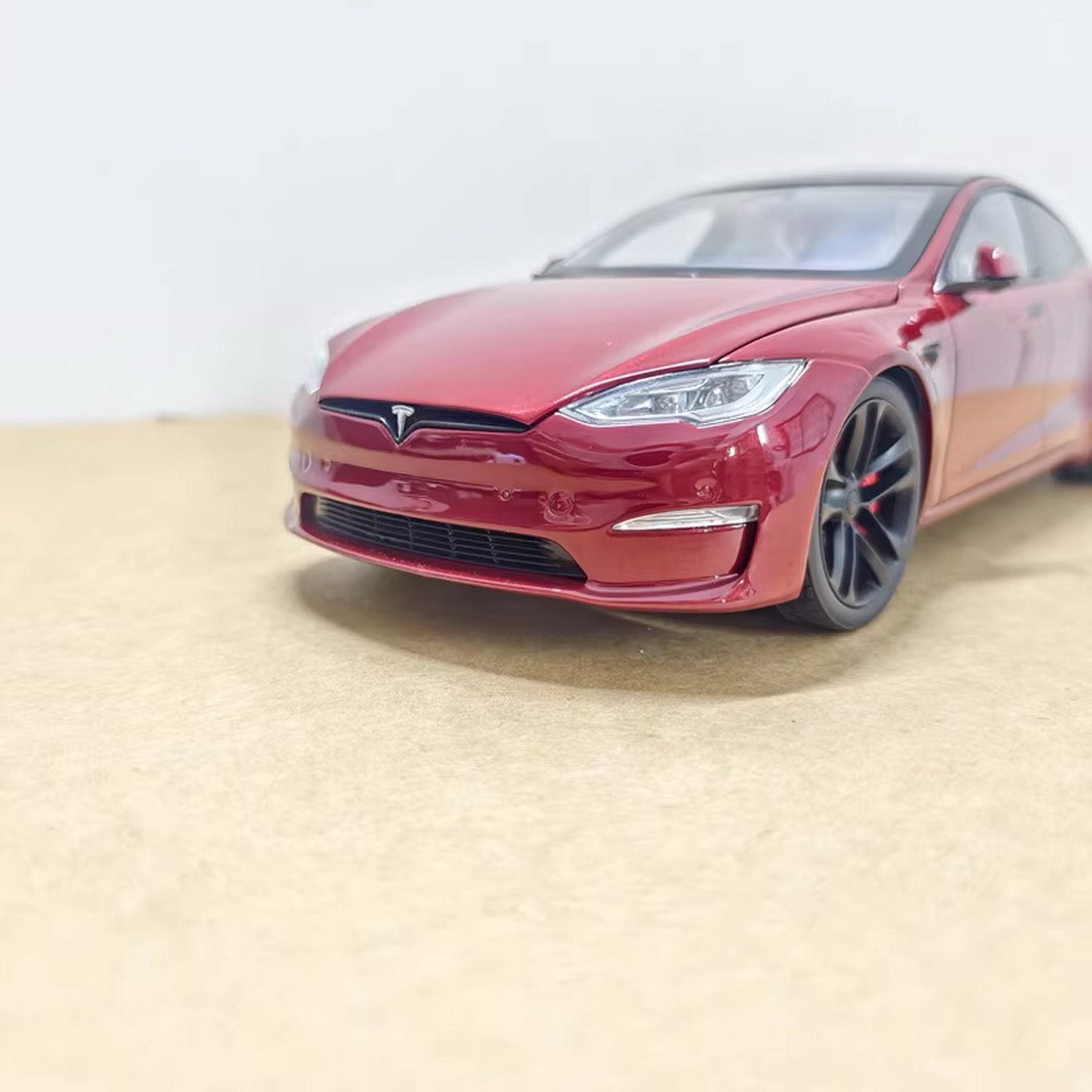 1/18 Scale Tesla Model S Red Diecast Model Car Toy Collection Gift