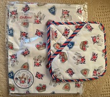 BNWT Cath Kidston Queens Diamond Jubilee ?Stanley? tea towel,with ovenmitt
